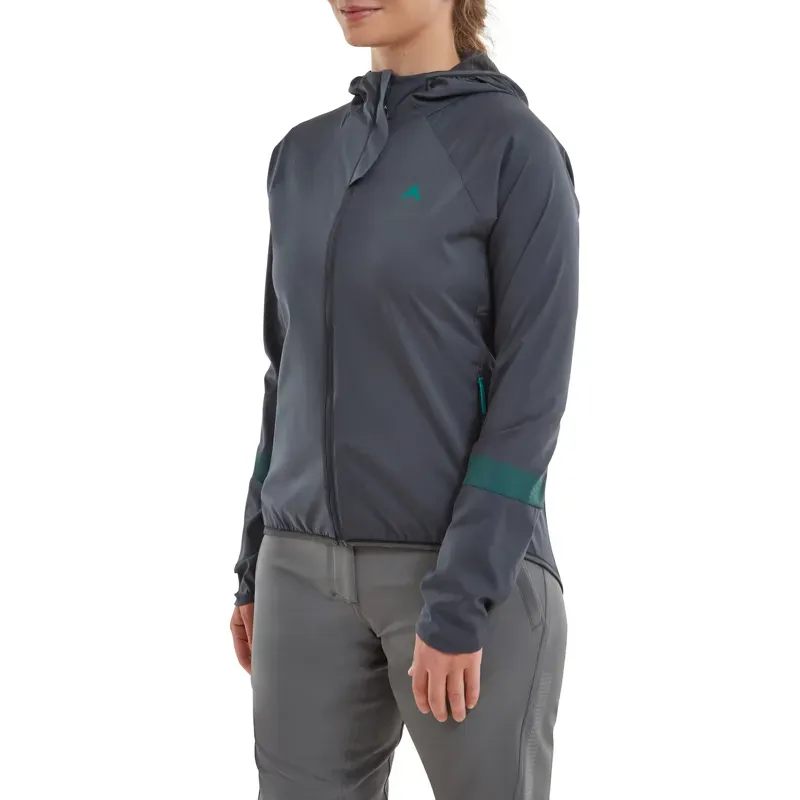 Altura All Roads Women's Lightweight Cycling Jacket In Navy 3 Altura All Roads Women's Lightweight Cycling Jacket In Navy