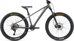 Giant STP 26 Kid's Mountain Bike In Black