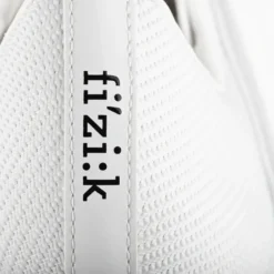 Fizik Vento Powerstrap Aeroweave Shoes In White -Bicycle Promotion Shop vento powerstrap aeroweave fizik 5 white high performance racing shoes 1 1